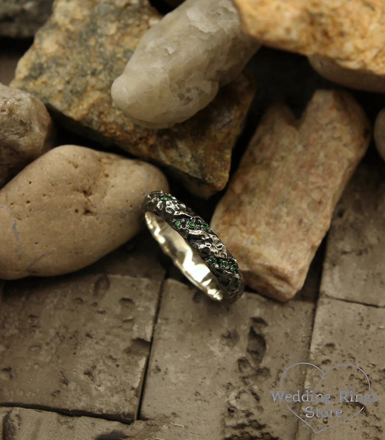 Unique Silver Hammered Wedding Band with Emerald gem