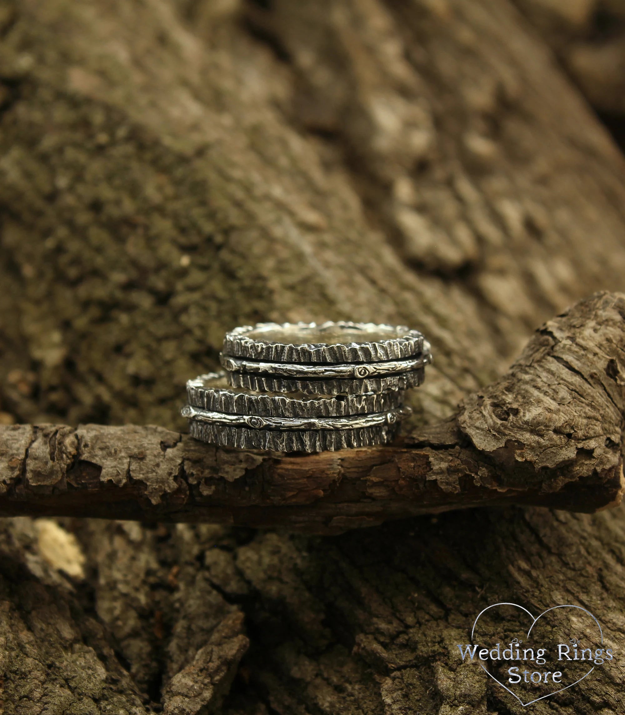 Unique Rustic Tree bark Wedding Rings Set