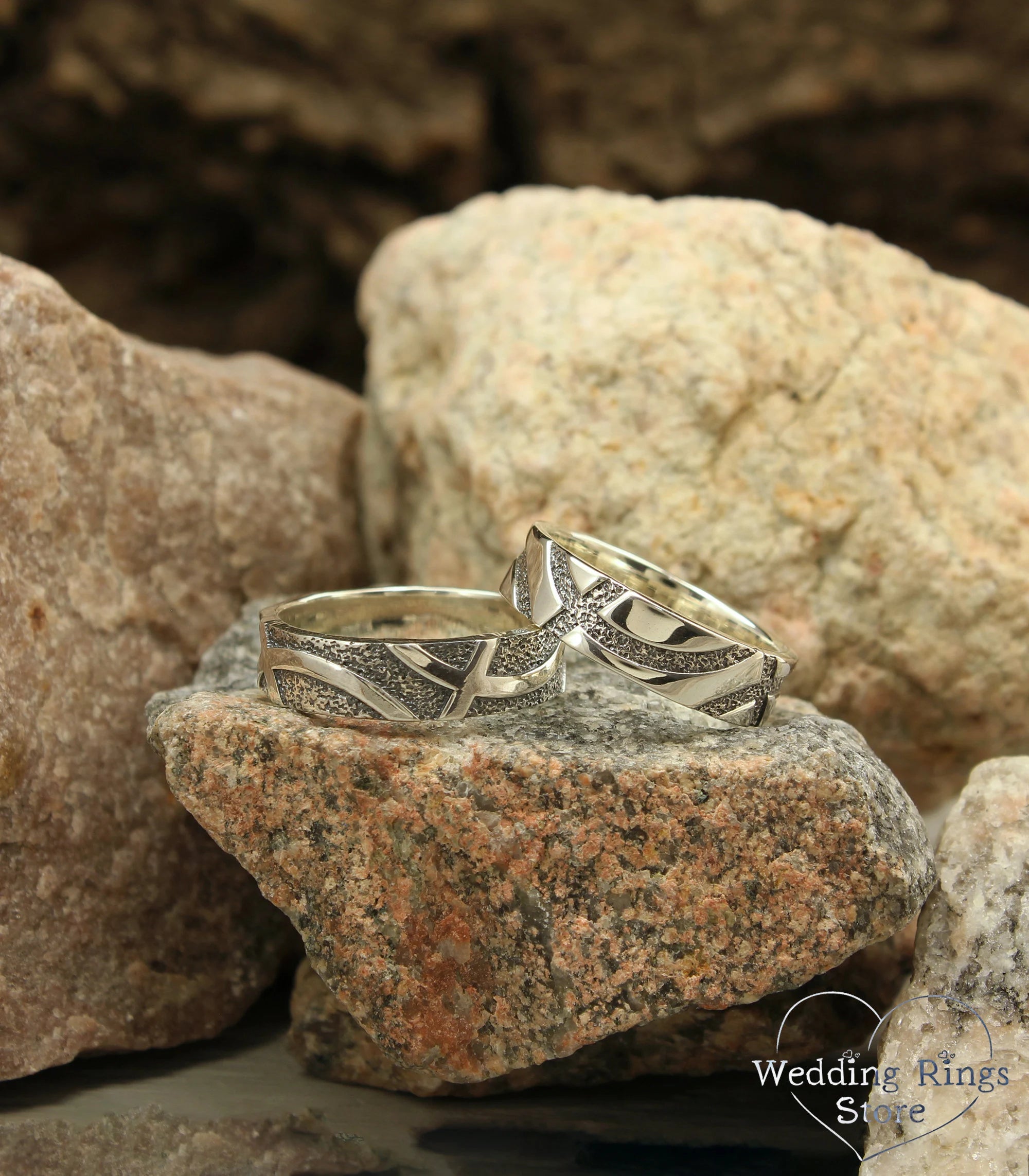 Modern & Geometric Silver Wedding Rings Set