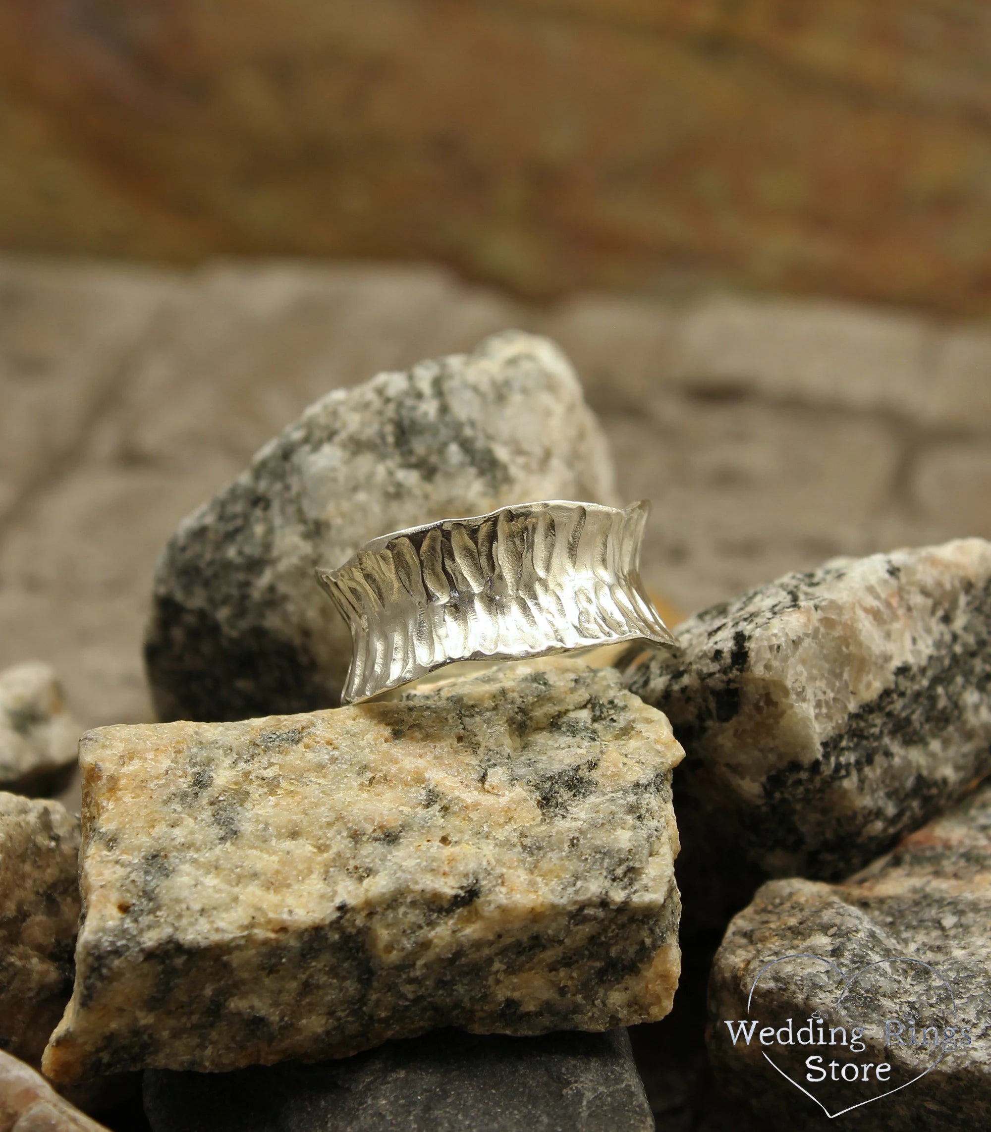 Wide Siver Leaf Band Ring Waved and Textured