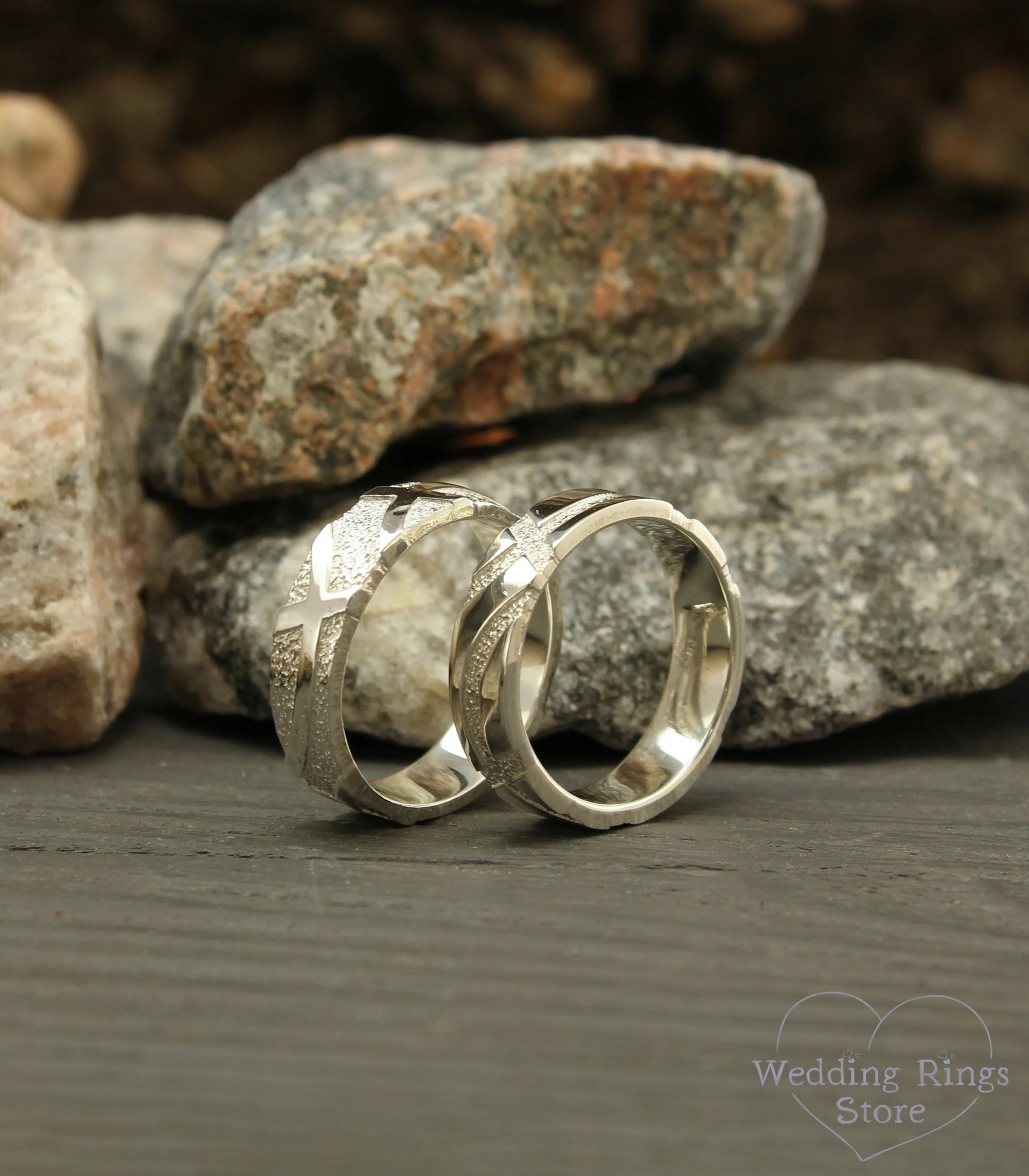 Modern & Geometric Silver Wedding Rings Set