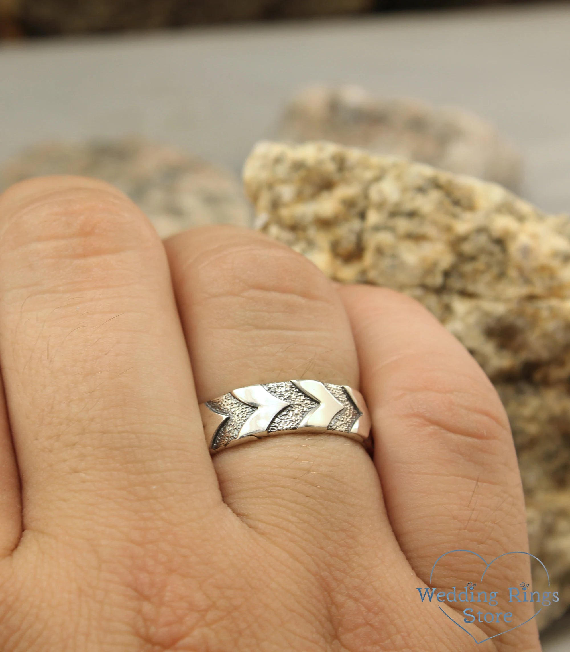 Modern Geometric pattern Wedding Rings Set with Diamonds