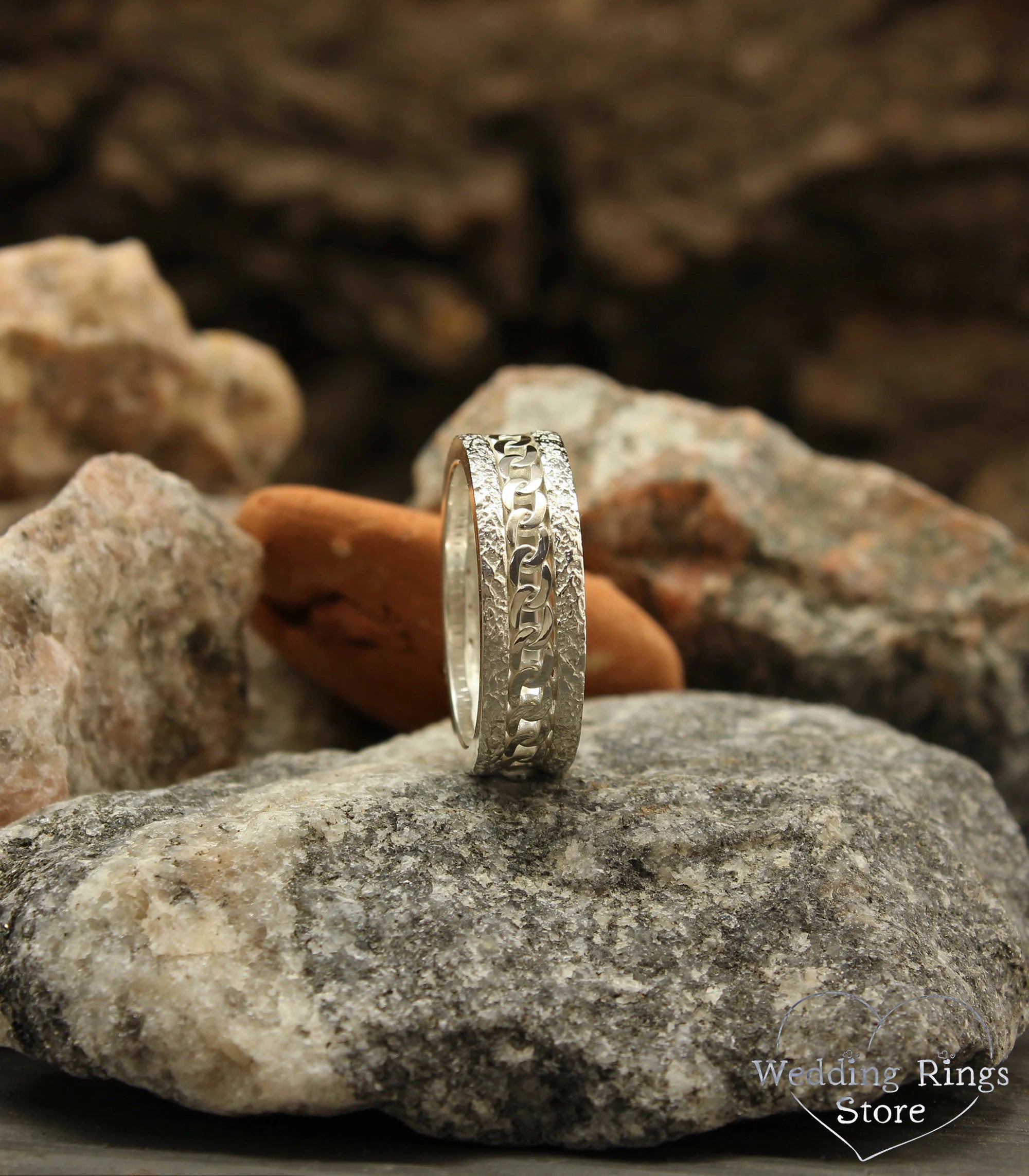 Durable Chain Wedding Band in Sterling Silver with Antique Finish