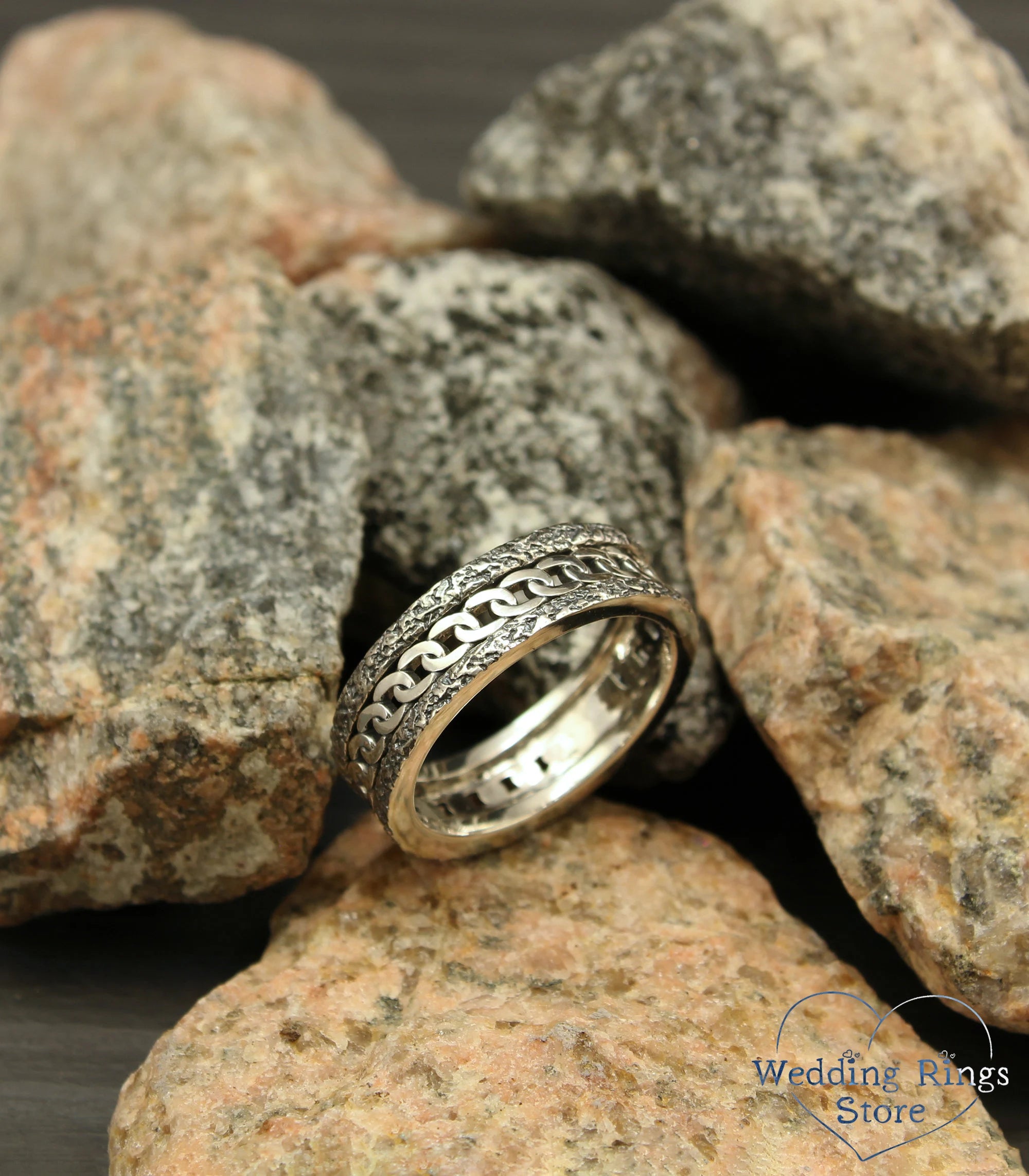 Durable Chain Wedding Band in Sterling Silver with Antique Finish