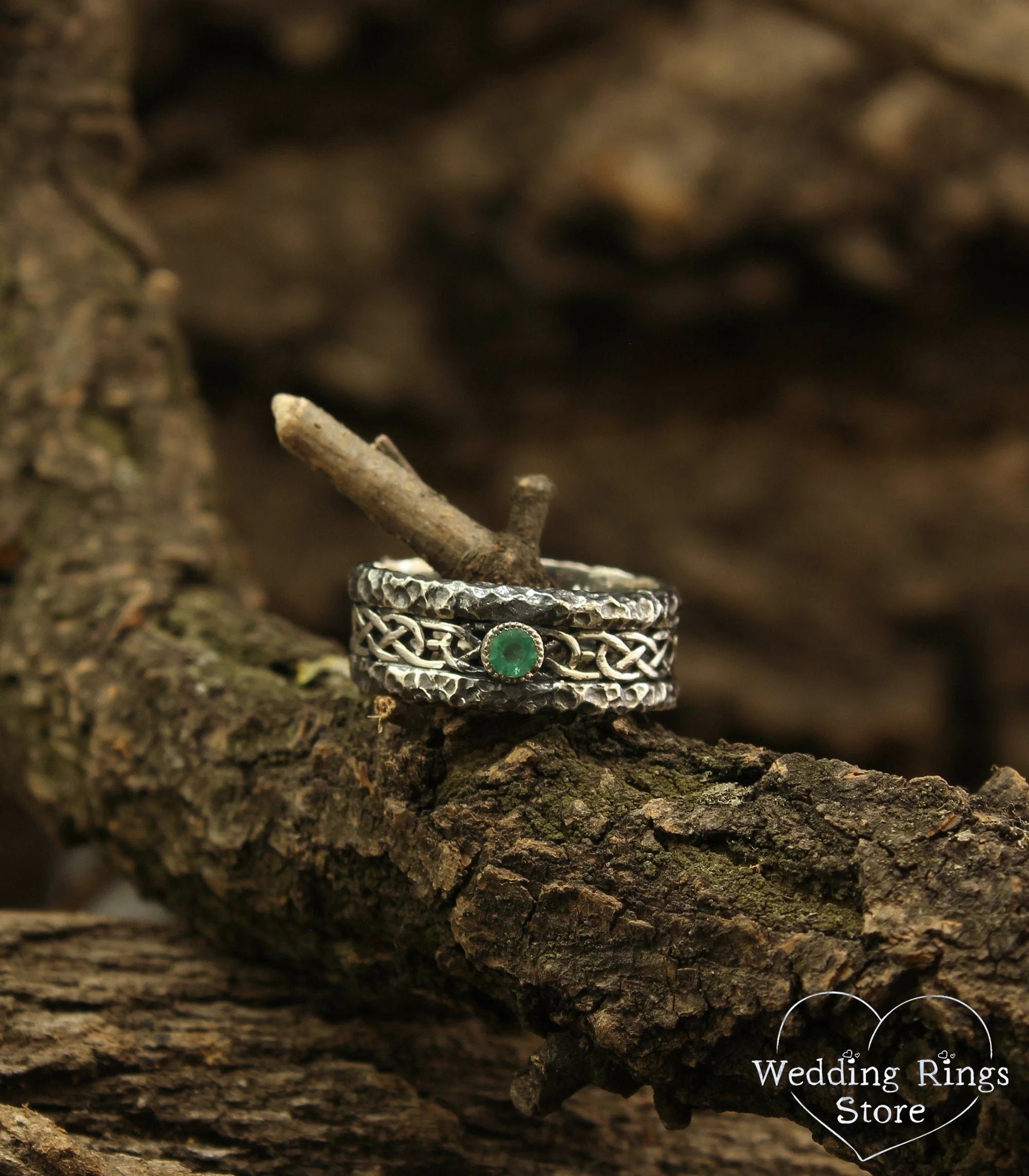 Hammered Antique Style Silver Celtic Wedding Band with Emerald