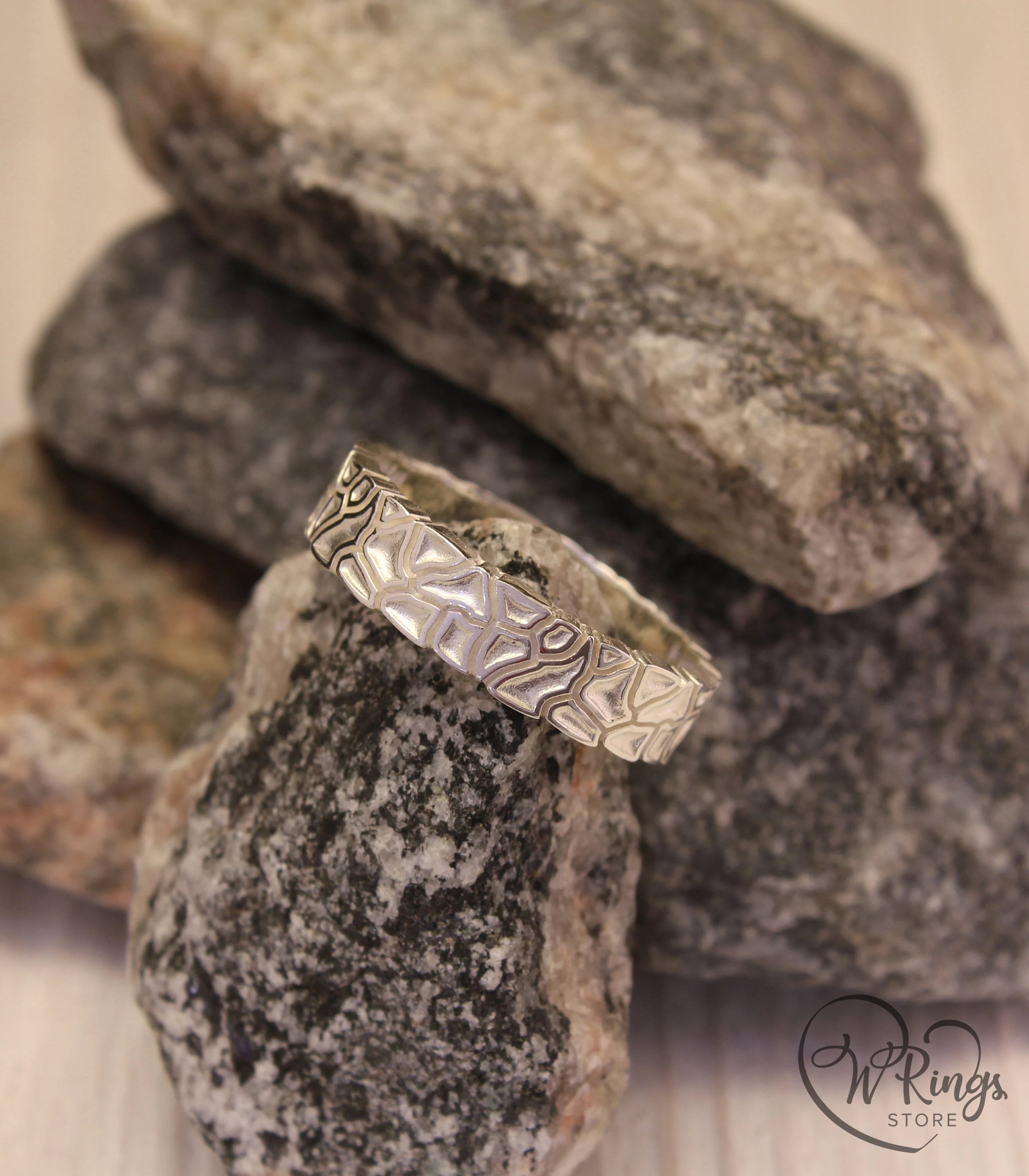 Unusual Shiny Cracked Earth Ring Unique Dry Design