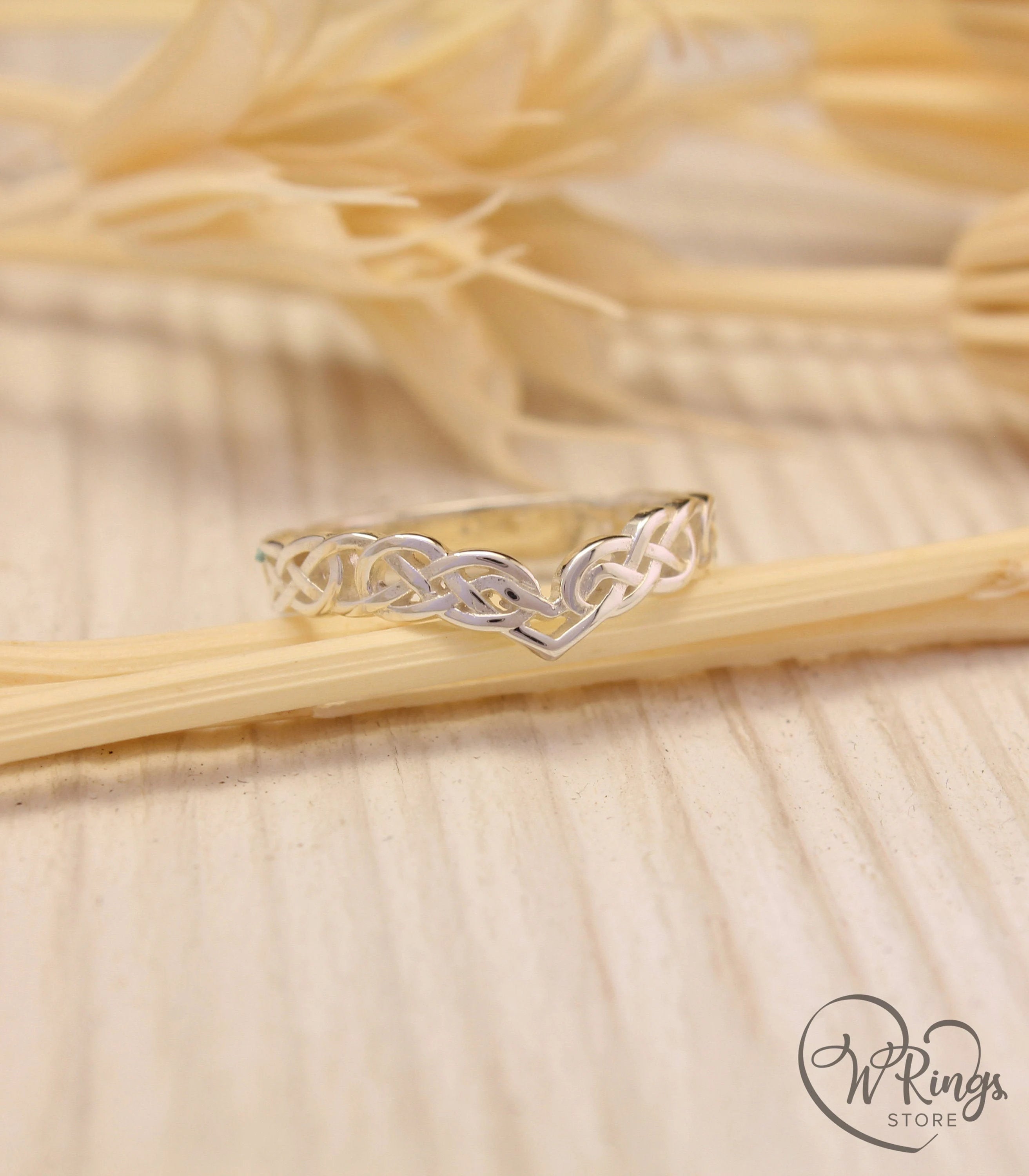 Unusual Wicker Celtic V-Ring in Solid Silver