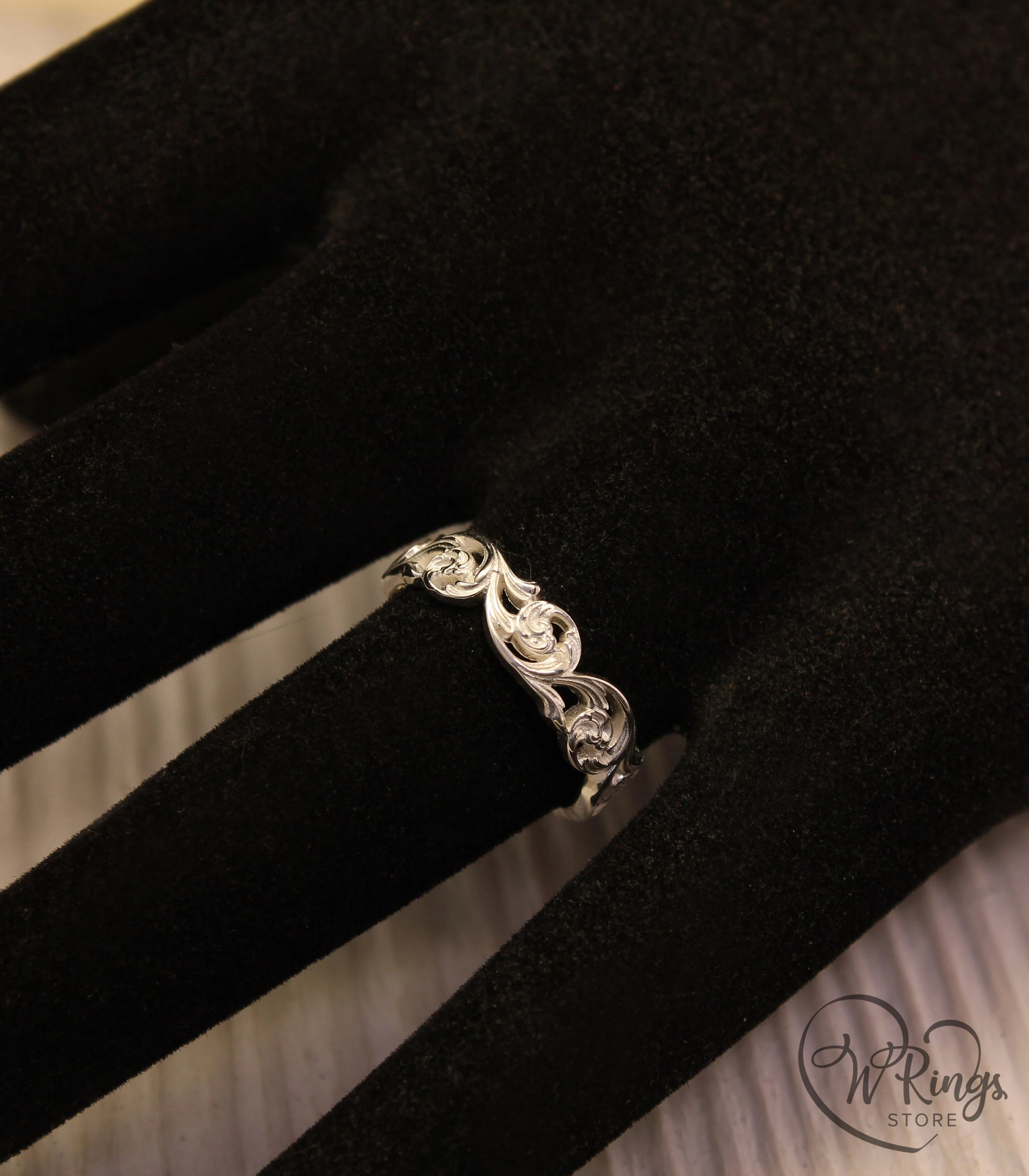 Elegant Silver Vintage style Vine Wedding Ring for Her