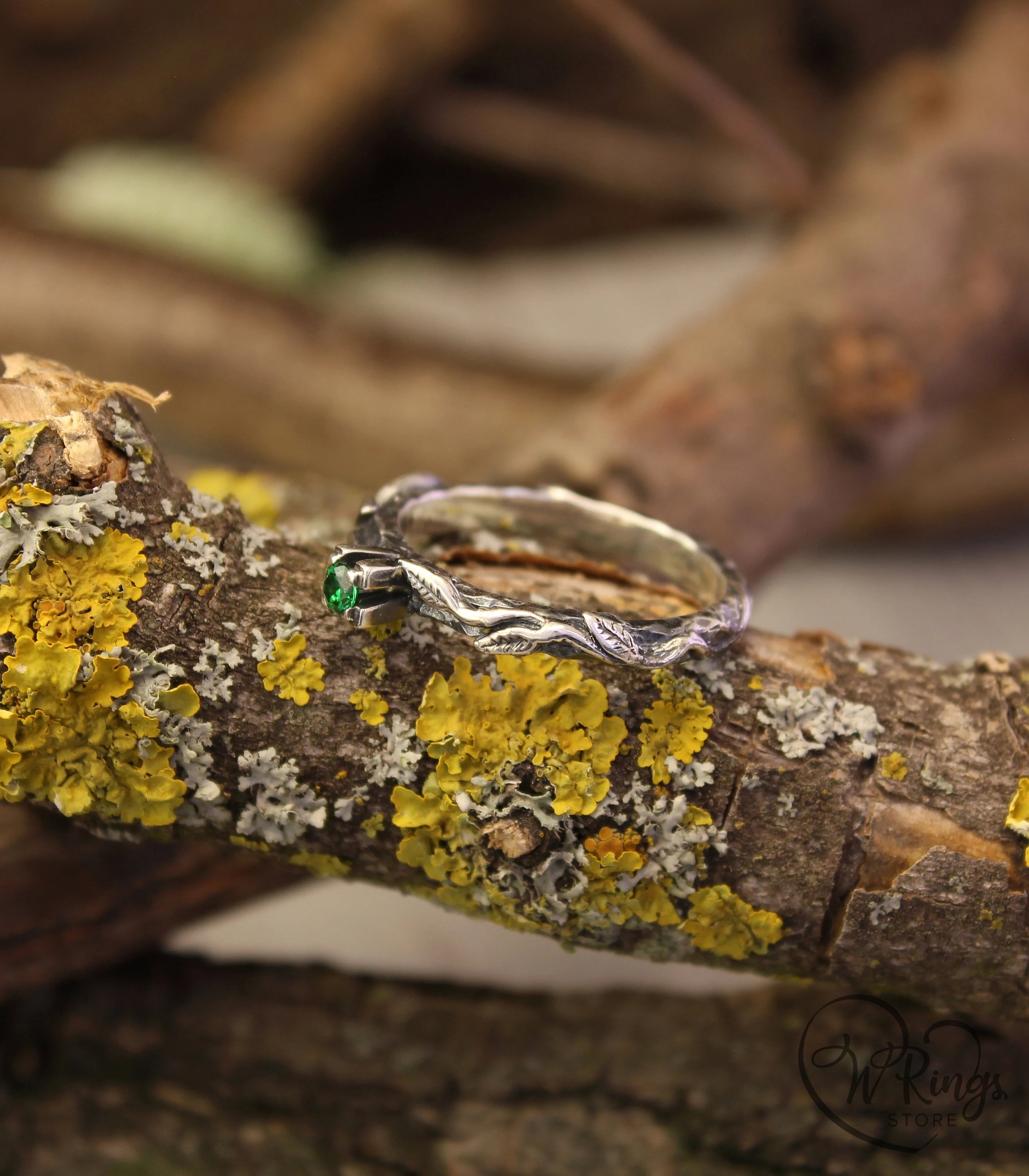 Wild Nature Hammered Silver Ring with Emerald and Leaves