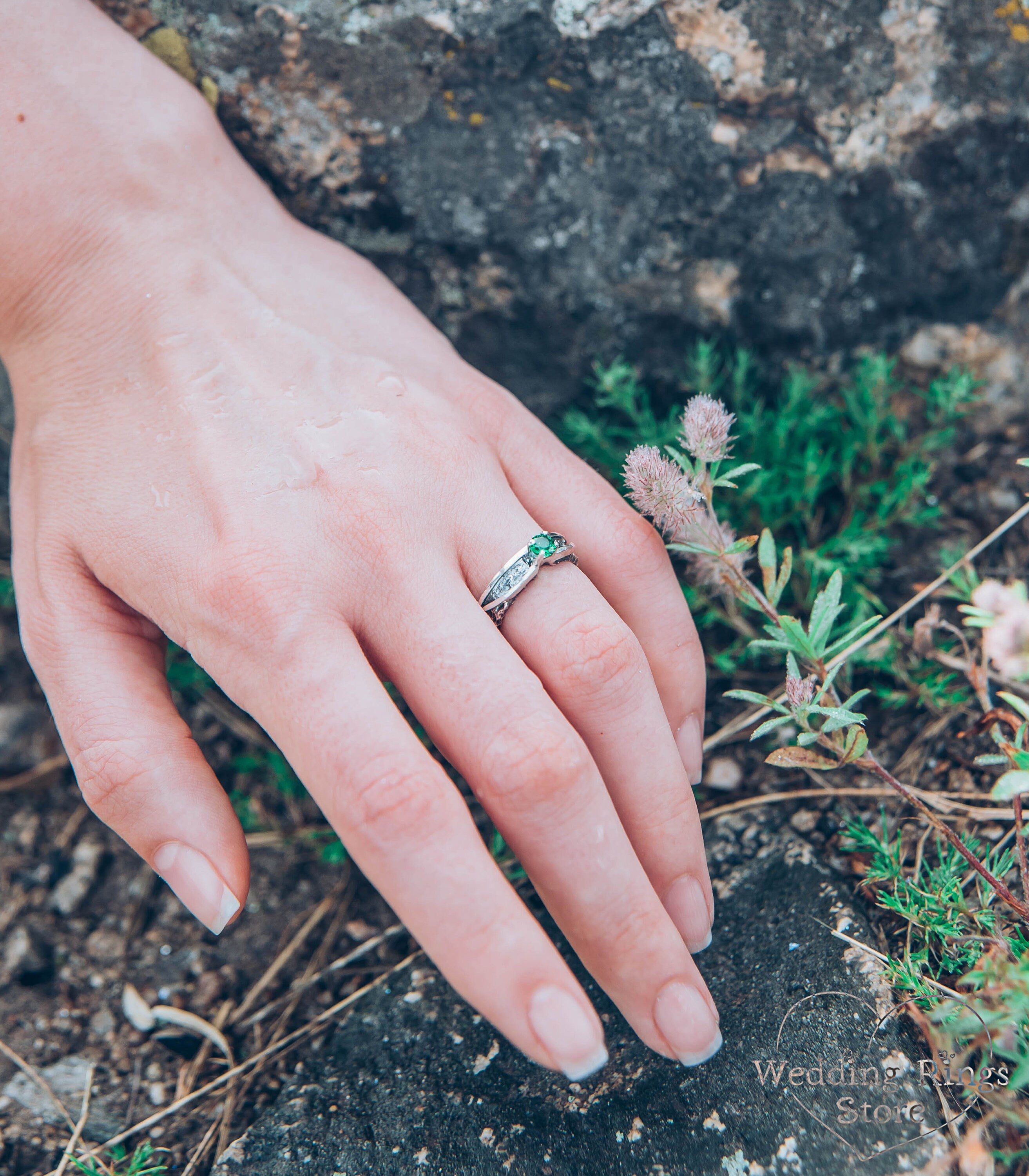 Avant garde Silver Hammered Engagement Ring with Emerald