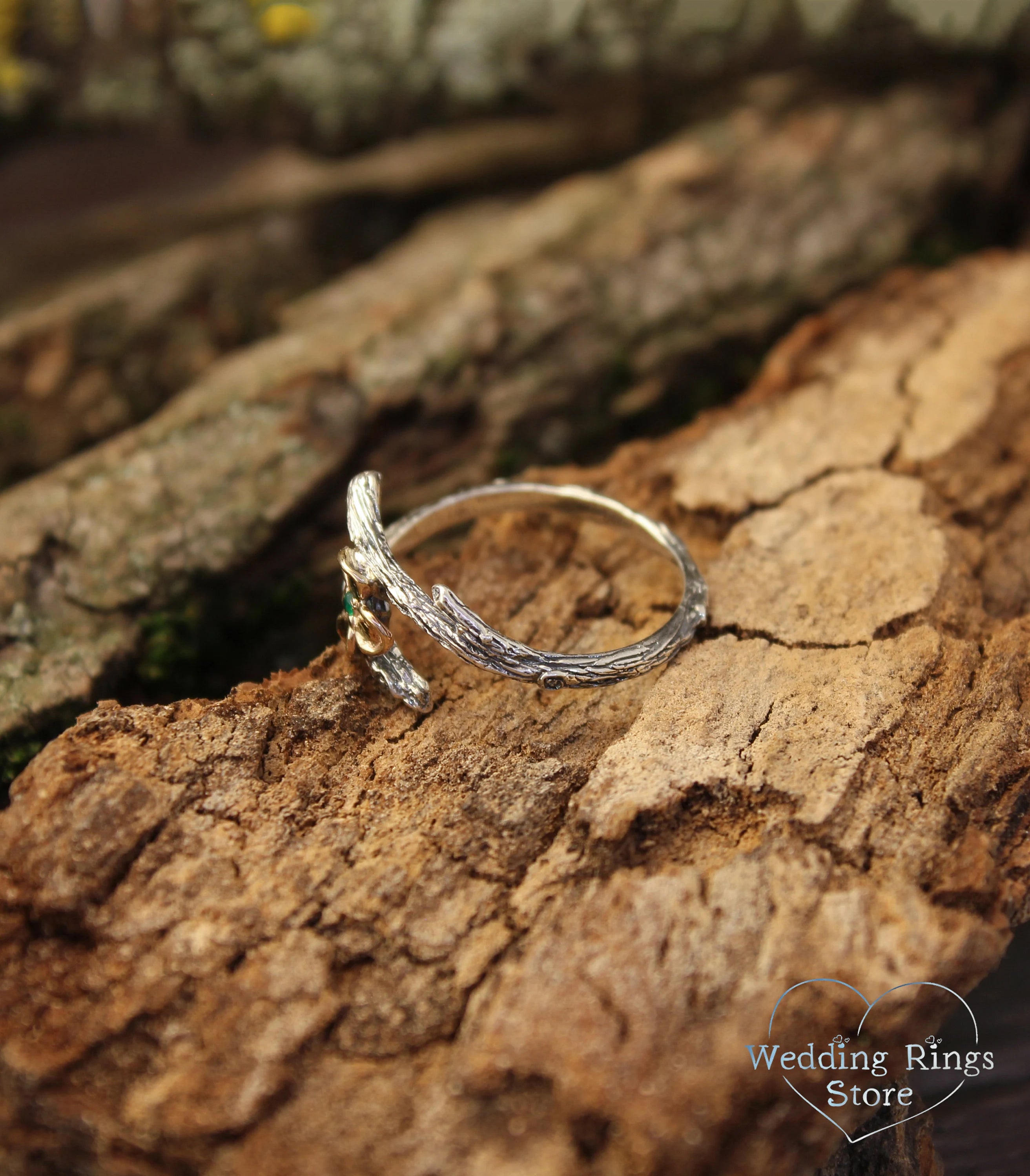 Women's Silver Tiny Twig Ring — Gold flower and Green Emerald