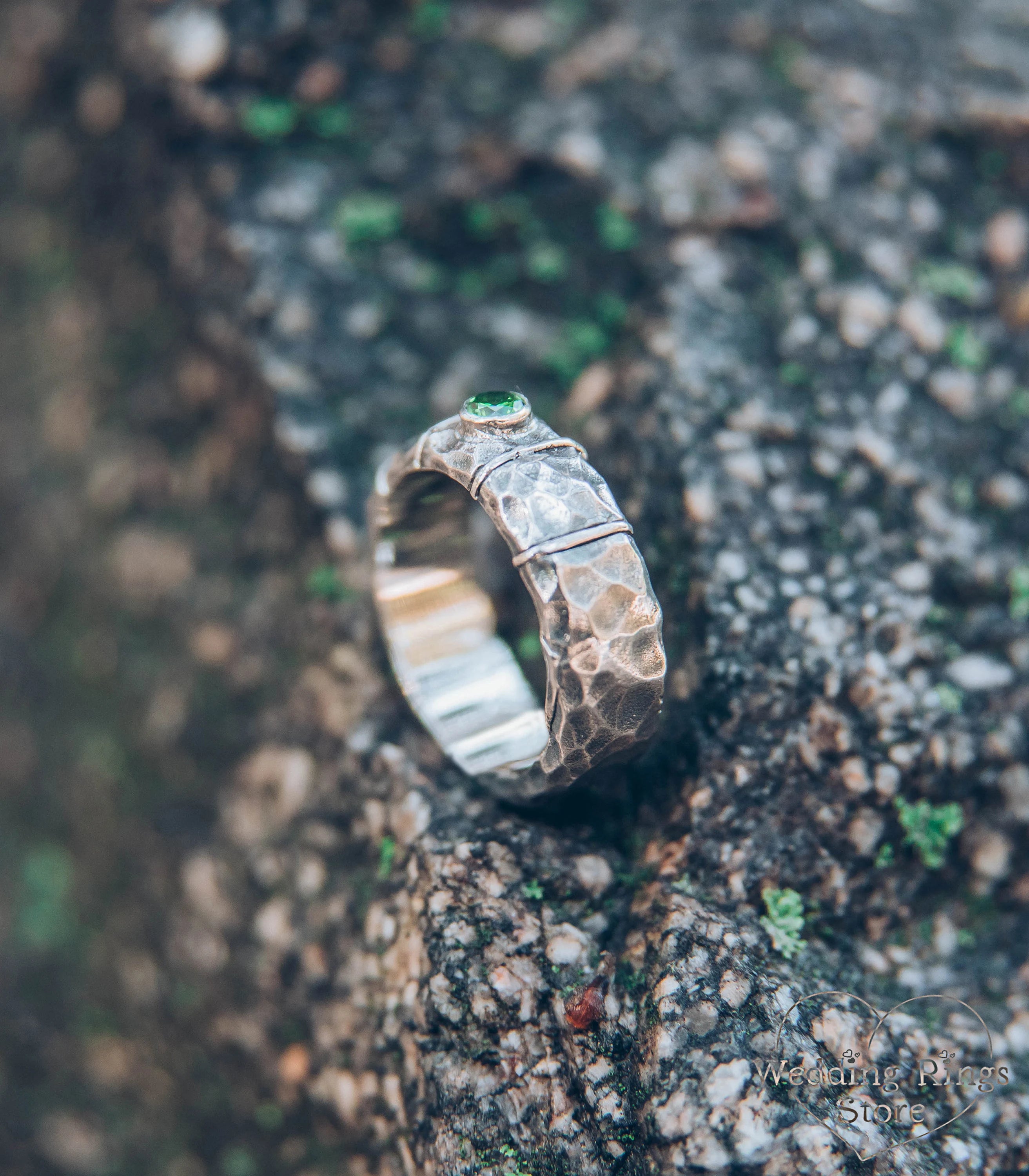 Unique Men's rocky Hammered Silver Wedding Band with Emerald