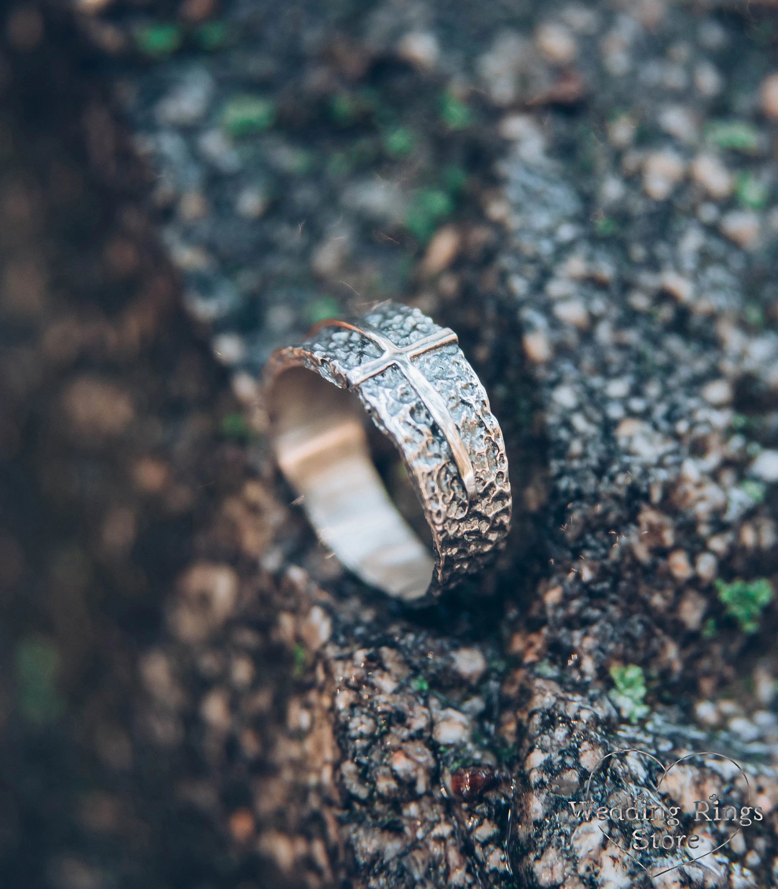 Wide Men's Cross Hammered Wedding Band in Silver