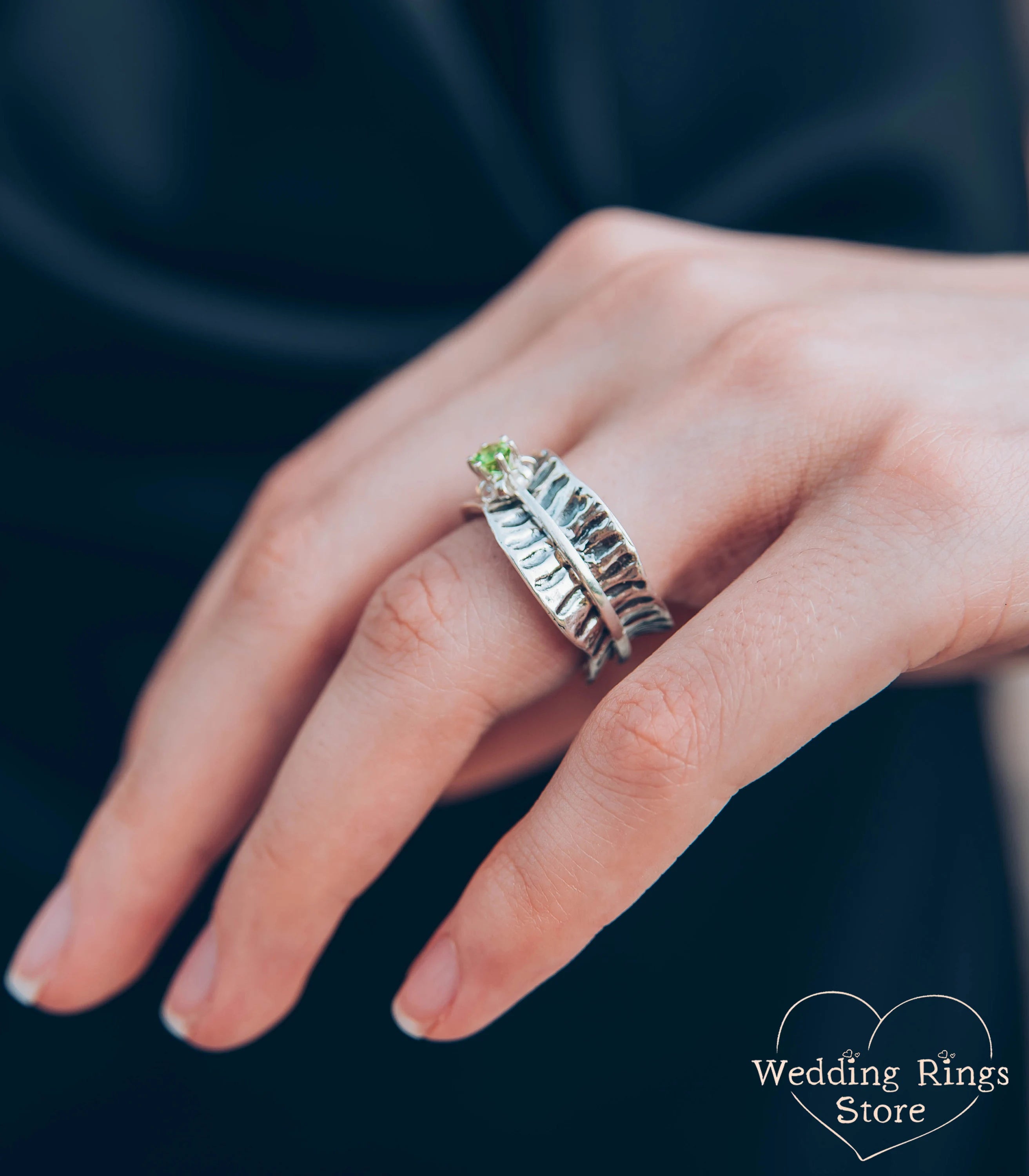 Exclusive Spinner Waved Band — Wide Ring with Peridot