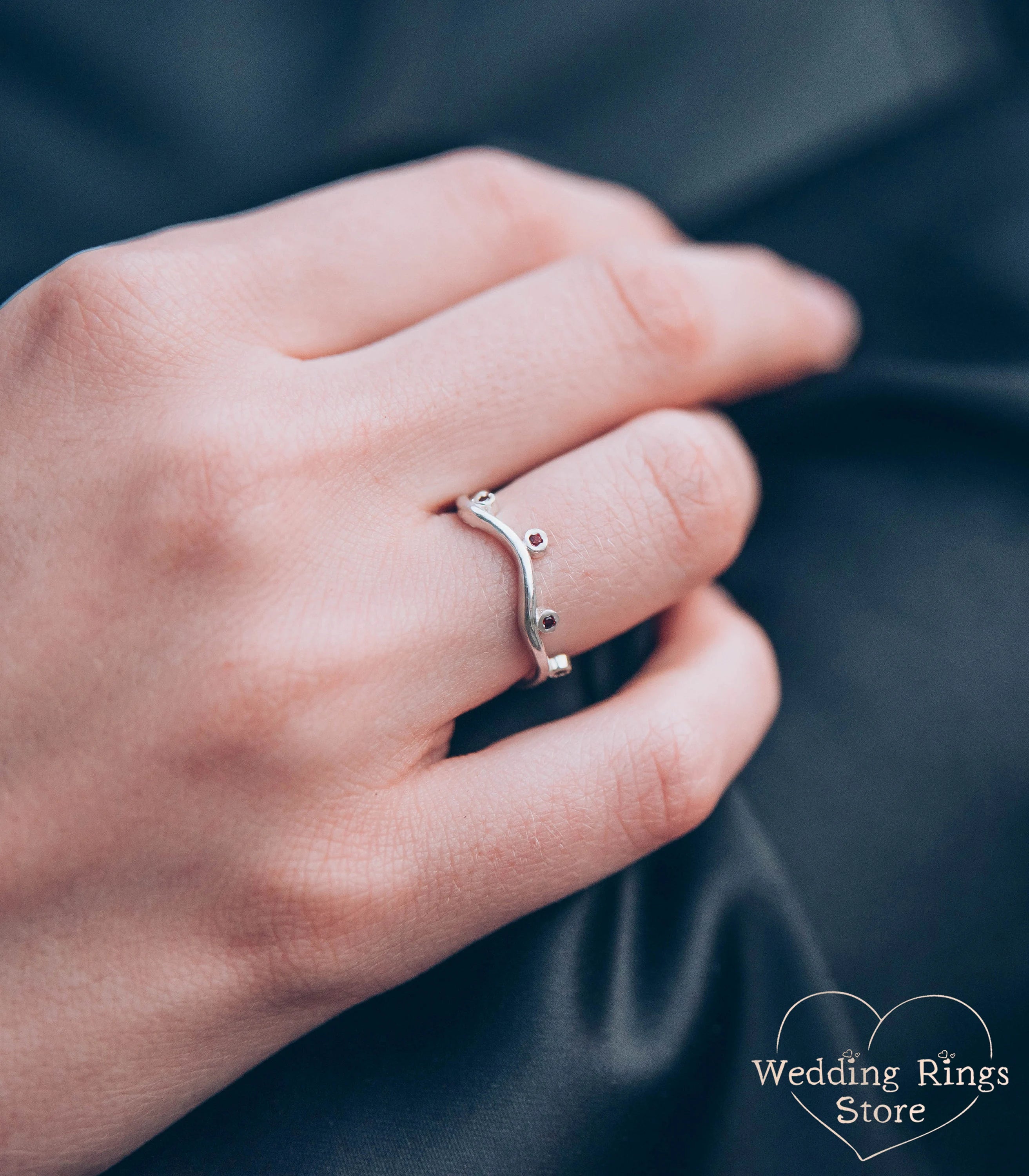 Dainty Wavy Ring with Garnets — Birthstone Minimalist Ring for Her