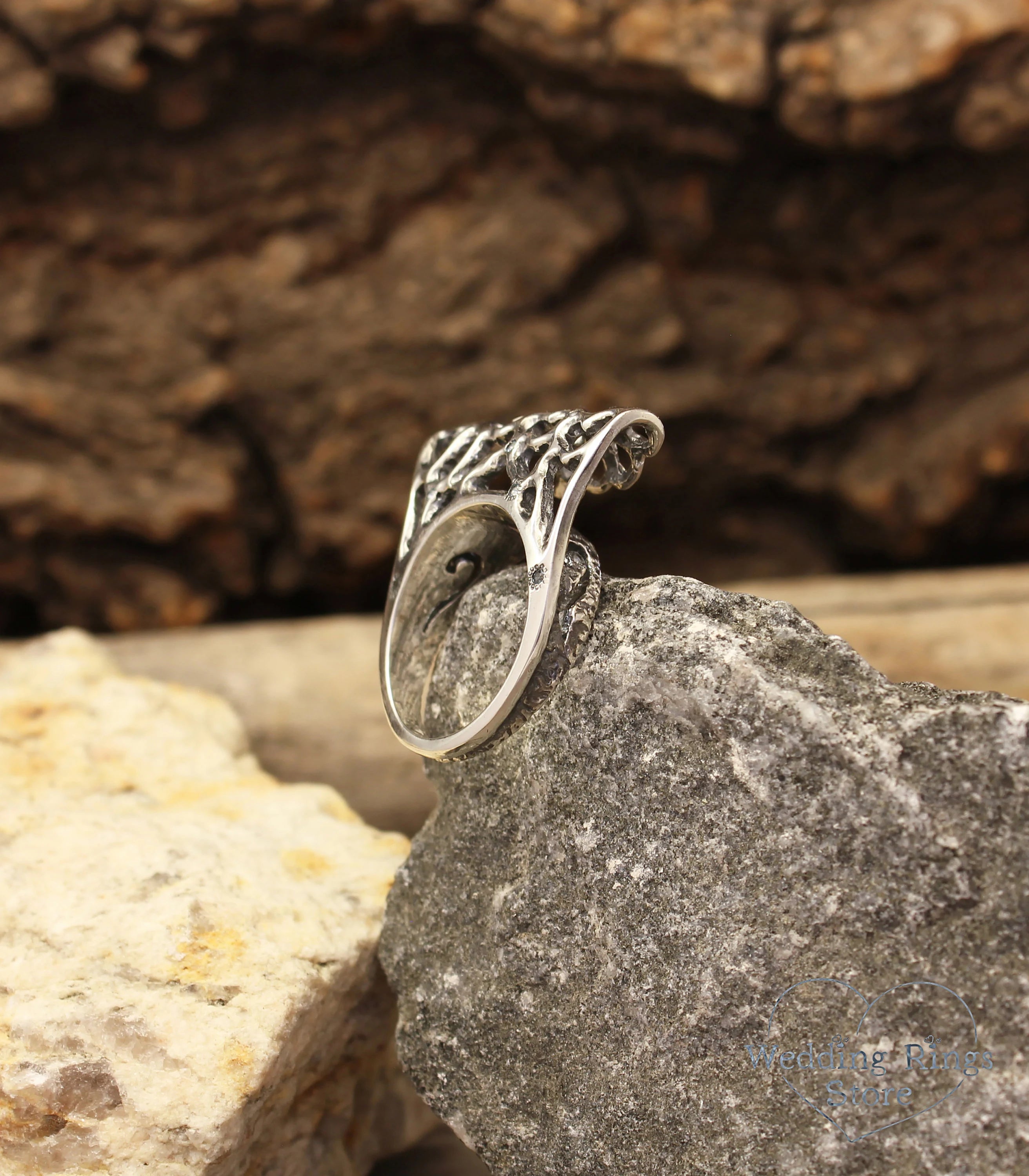 Fantastic Silver Ring like Sea Wave with Swiss Topaz