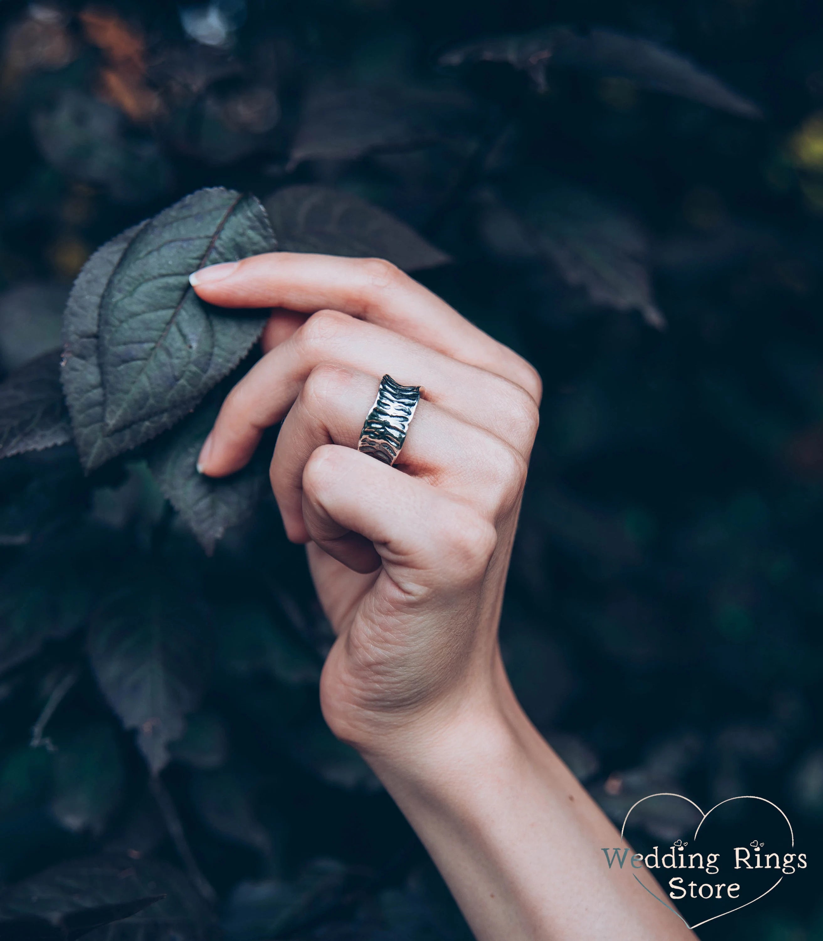 Wide Siver Leaf Band Ring Waved and Textured