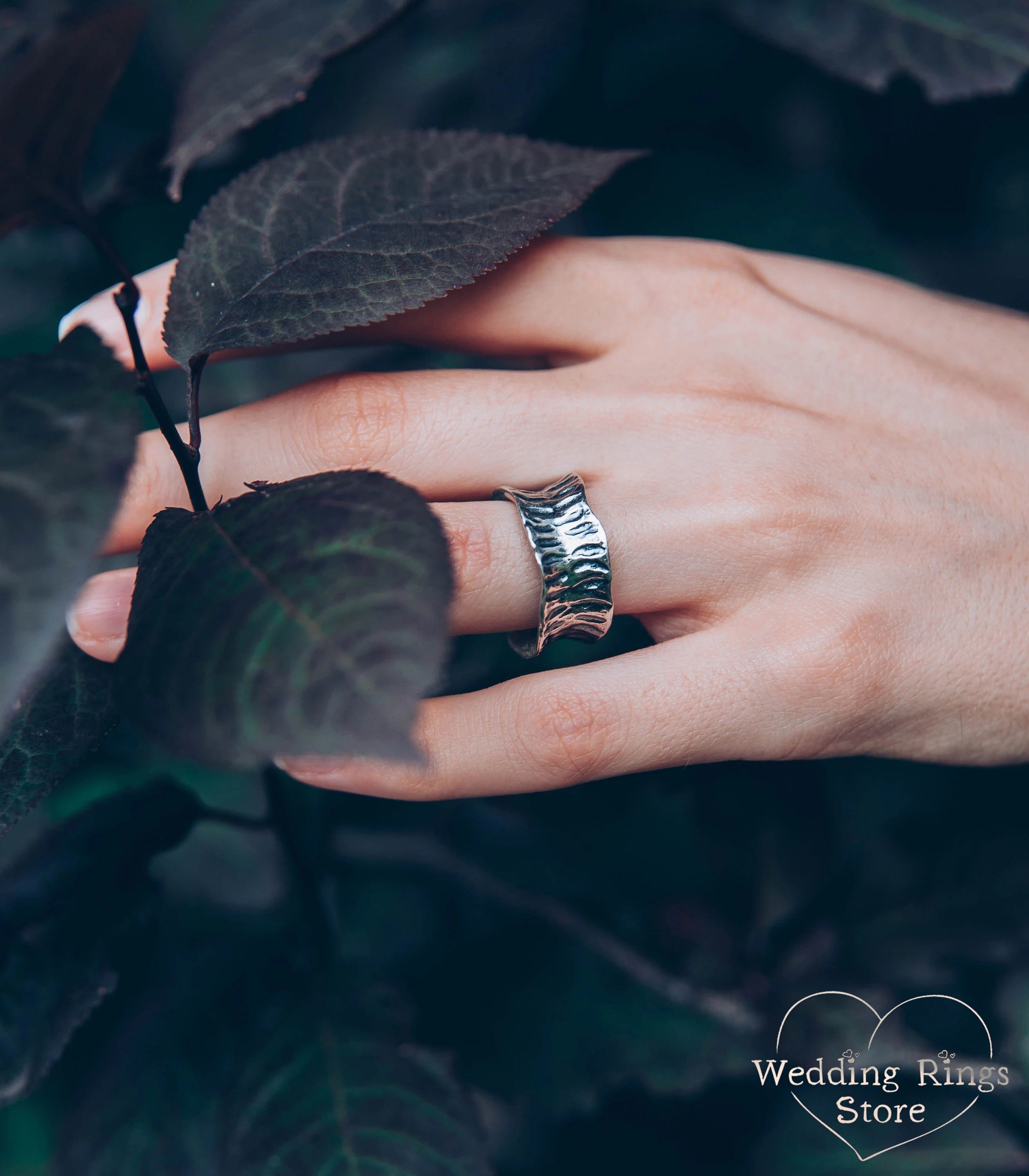 Wide Siver Leaf Band Ring Waved and Textured