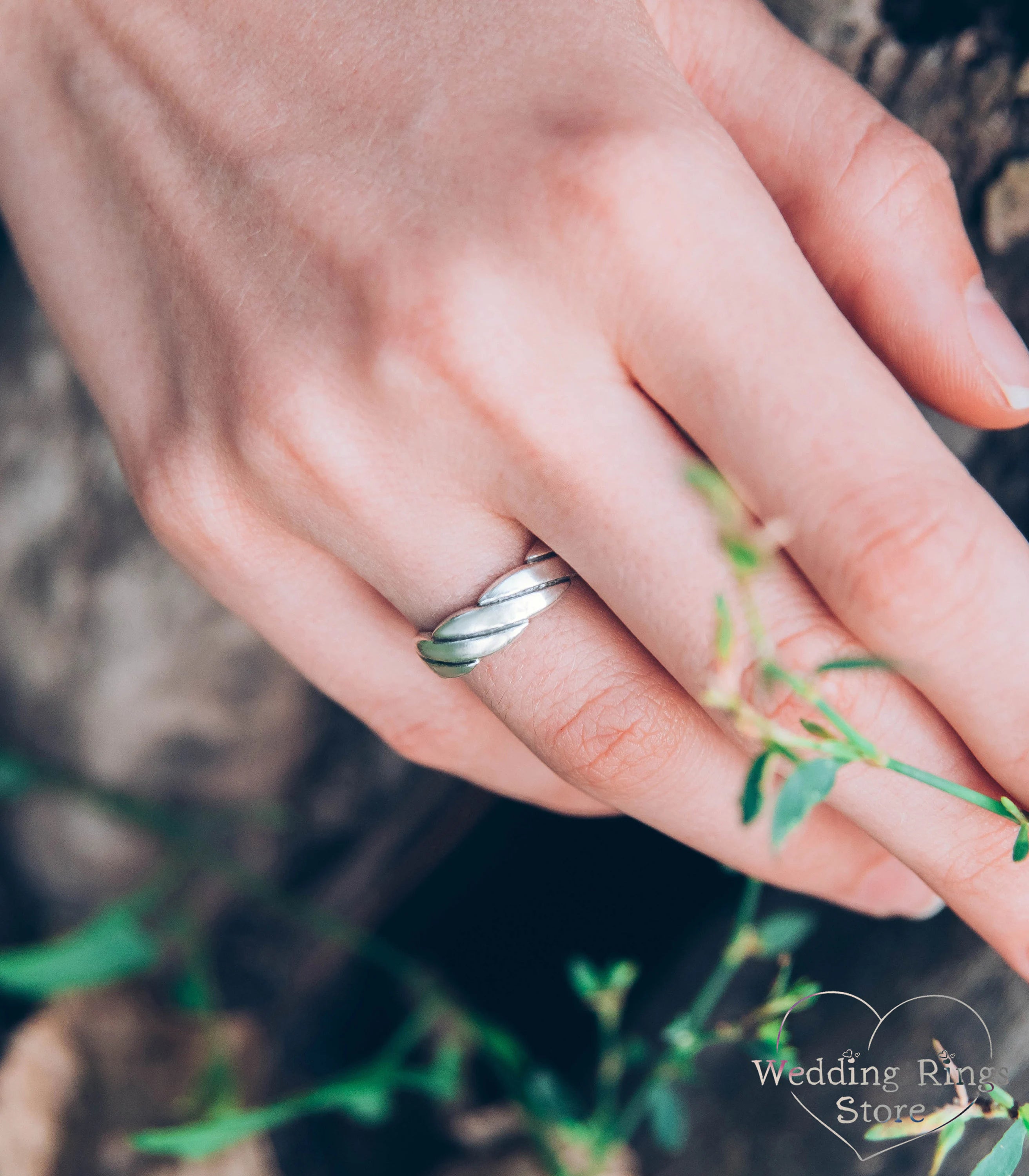 Intertwined Wavy Silver Wedding Ring Unisex