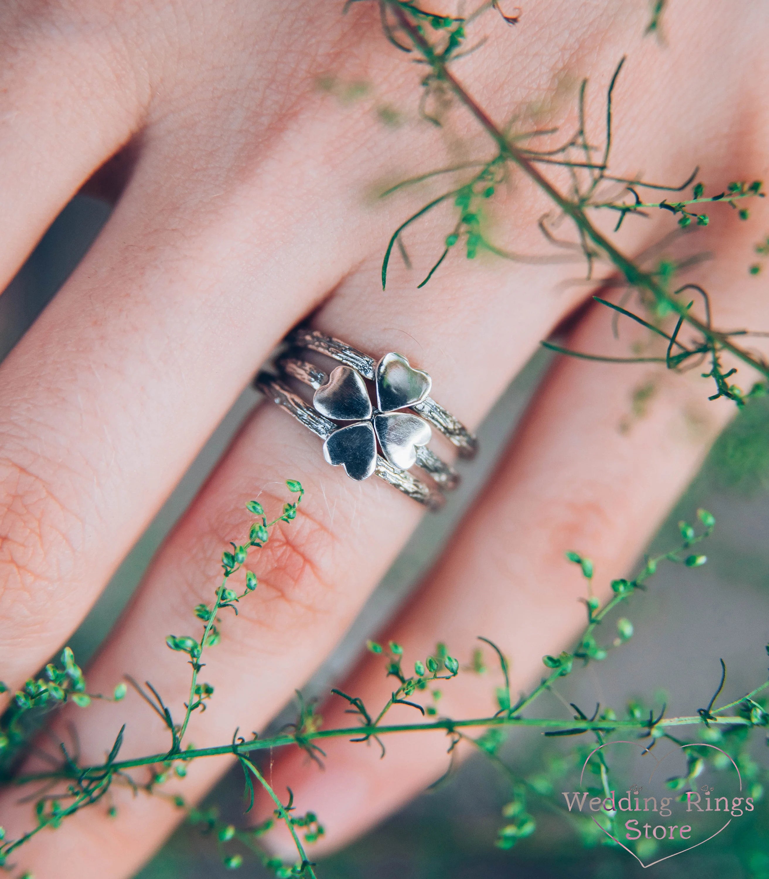 Tiny Knuckle Stacking Rings Set — Quatrefoil small hoop Silver Rings