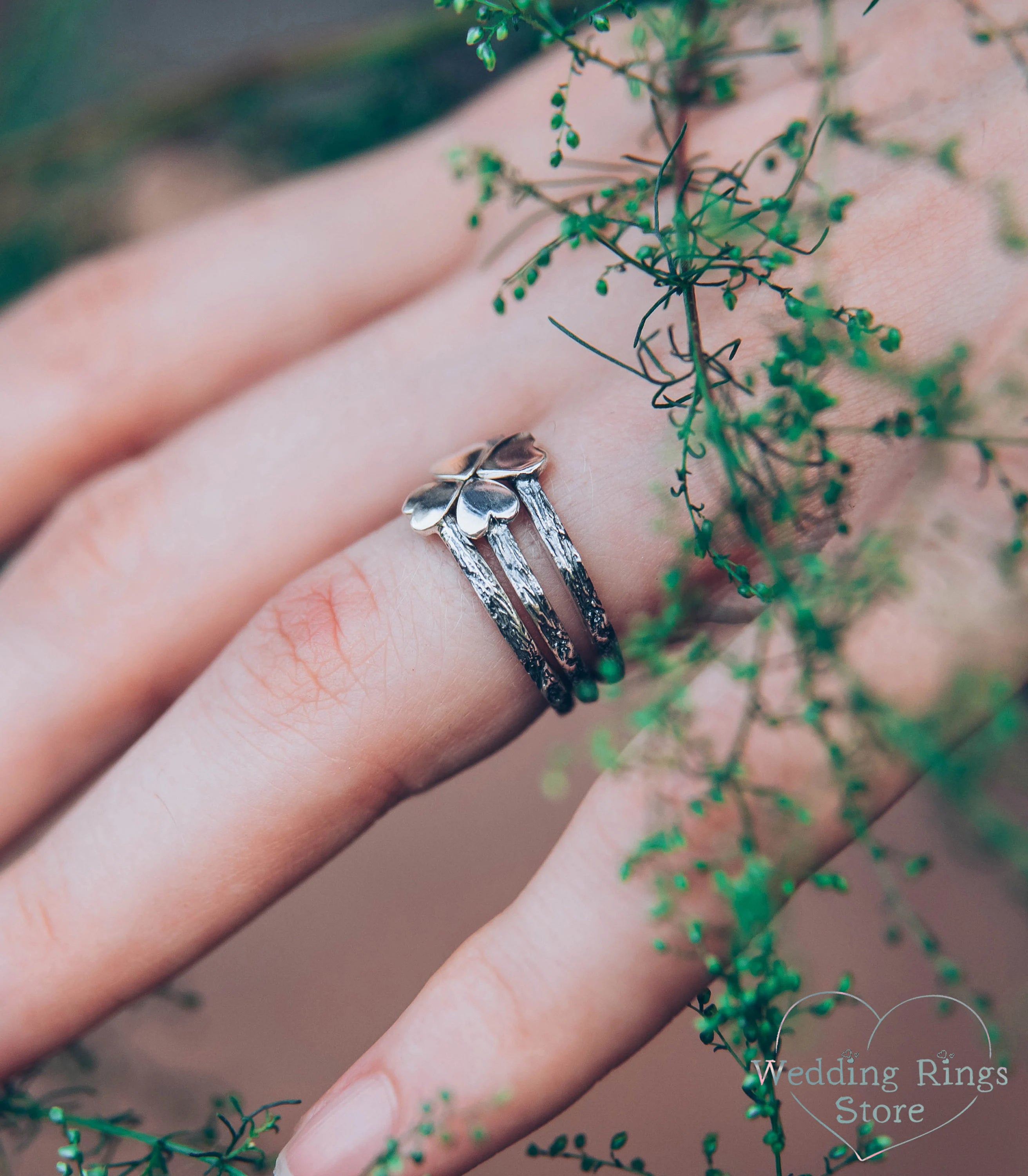 Tiny Knuckle Stacking Rings Set — Quatrefoil small hoop Silver Rings