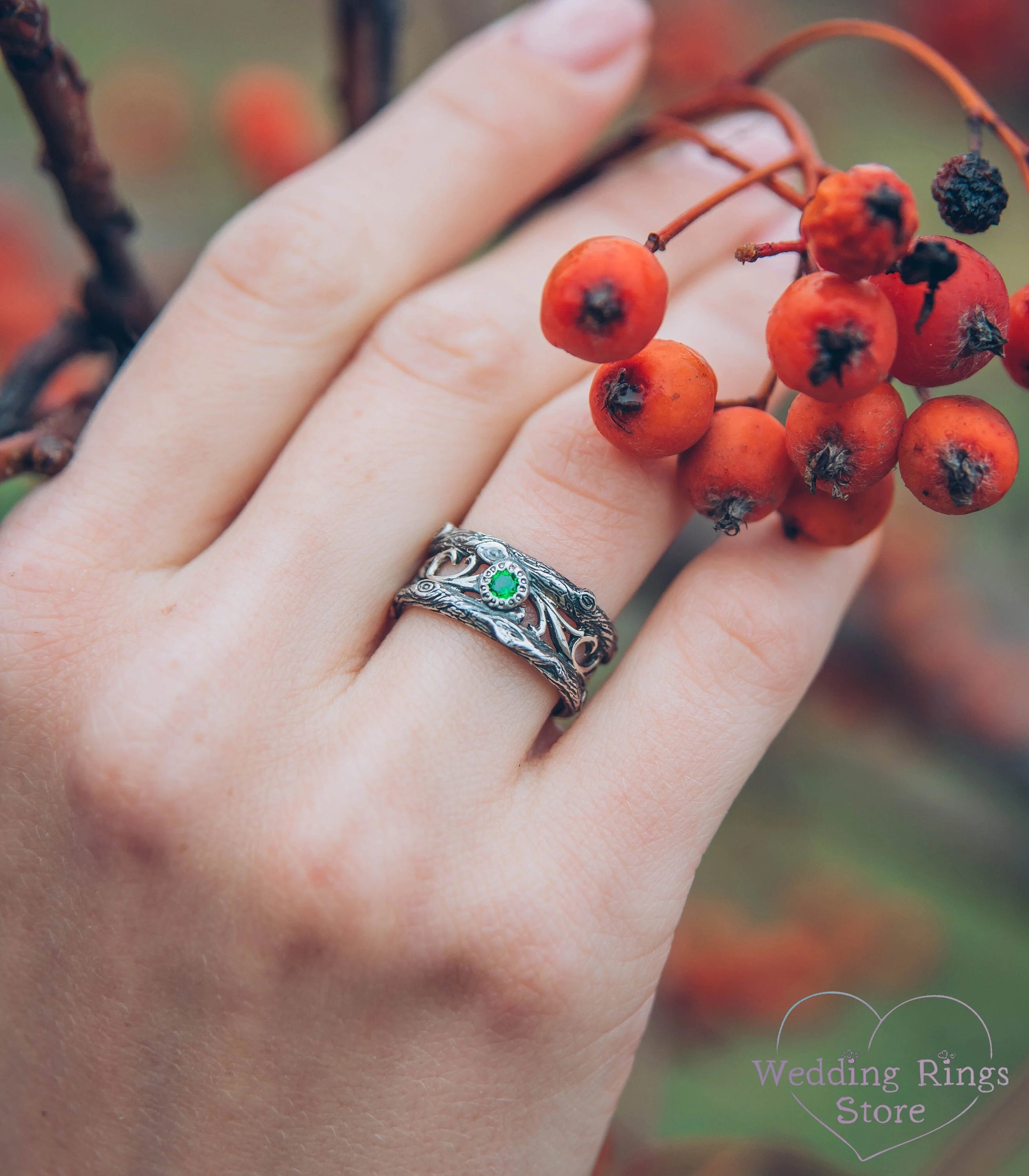 Emerald Wedding Ring in rustic manner and Vintage style Scrollwork