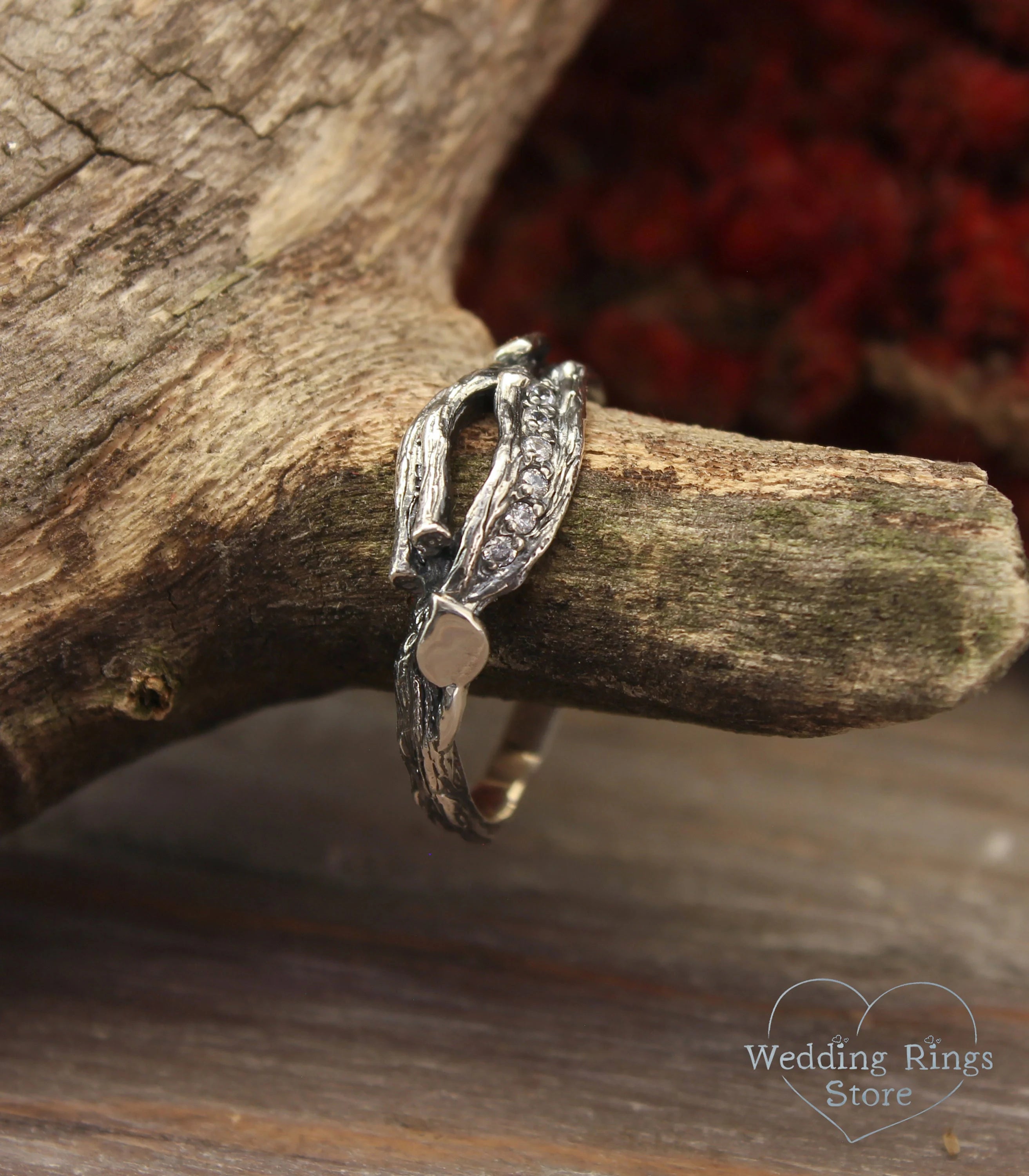 Silver Elvish Ring with shiny Leaves and Branch adorned with Gems