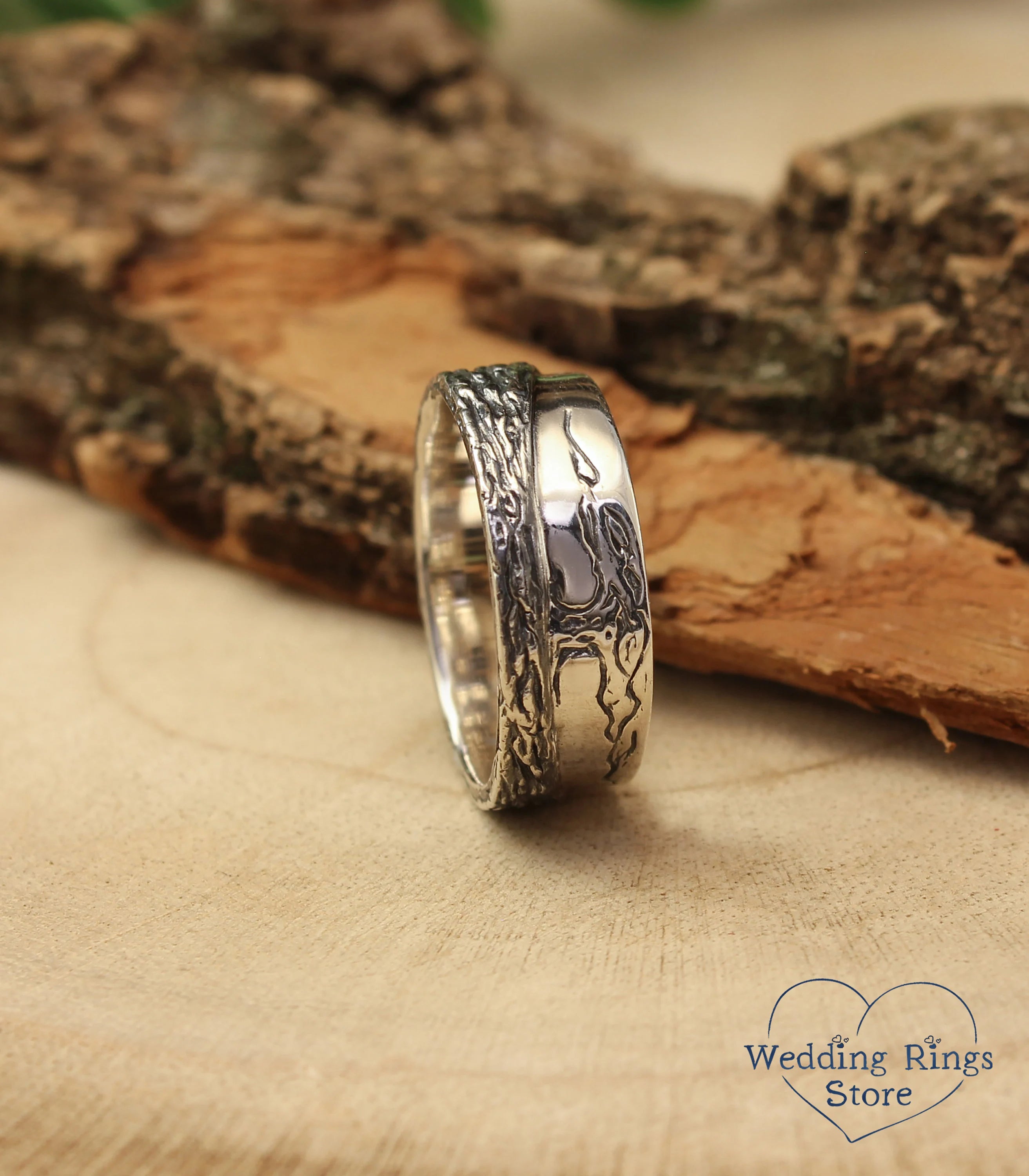 Engraved Tree and Woodbark Silver Men's Wedding Band