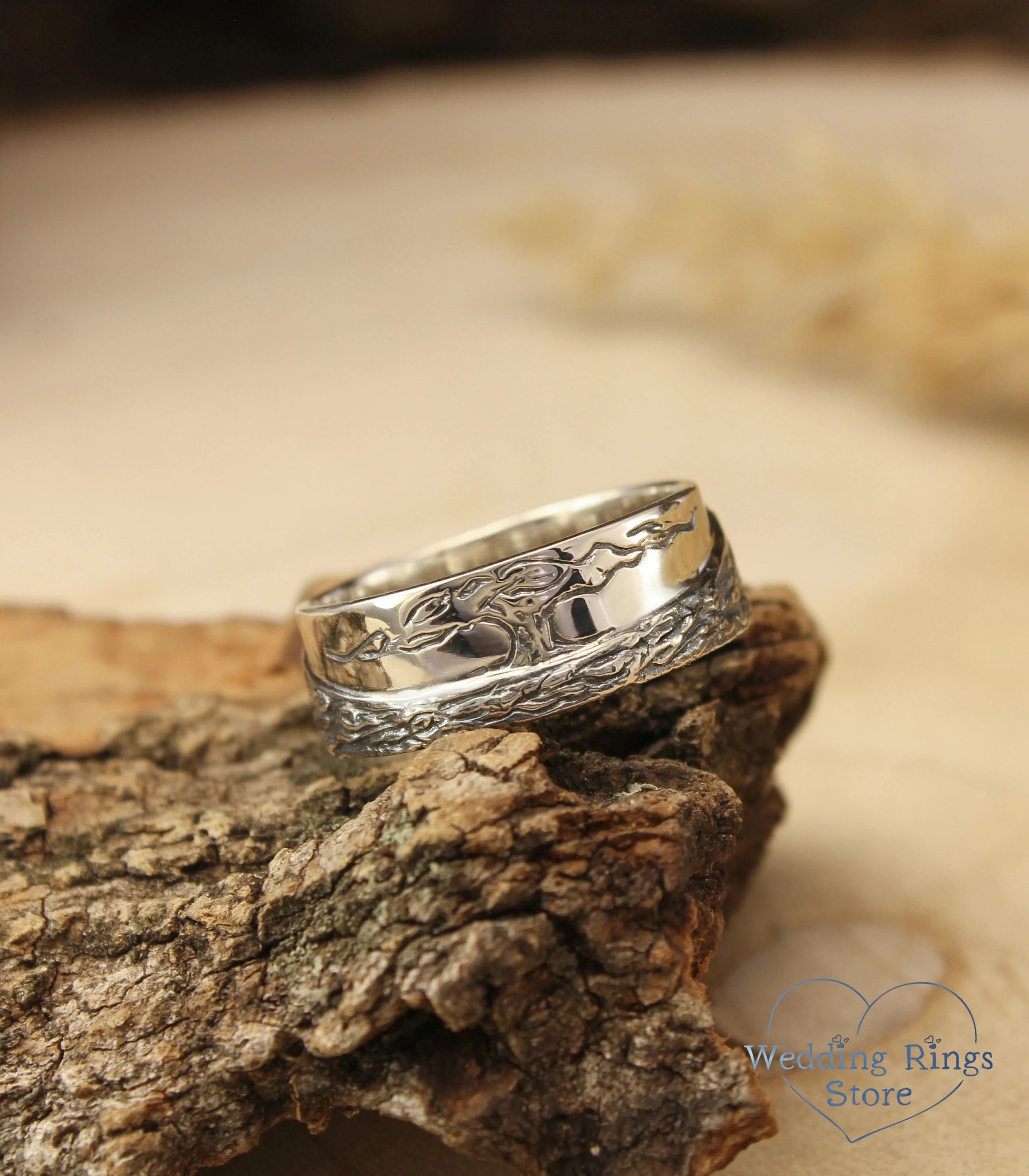 Engraved Tree and Woodbark Silver Men's Wedding Band